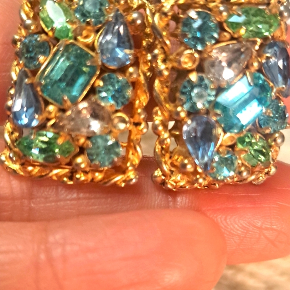 BARCLAY VINTANGE EARRINGS - Picture 4 of 6